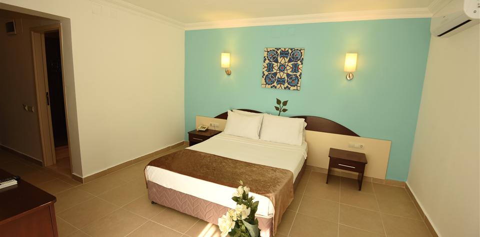 Familiy Room 